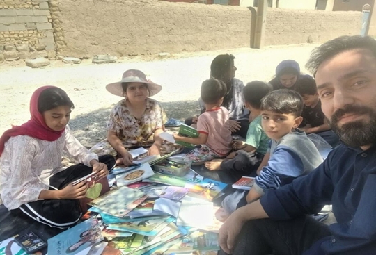 واحد شماره ۱ سیار روستایی کانون کرمانشاه «روایت‌گری و هنر» را اجرا کرد