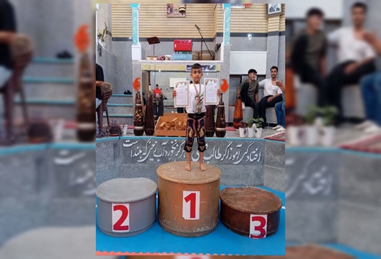 عضو مرکز شماره ۱ کانون اسلام‌آباد غرب قهرمان ورزش زورخانه‌ای استان شد